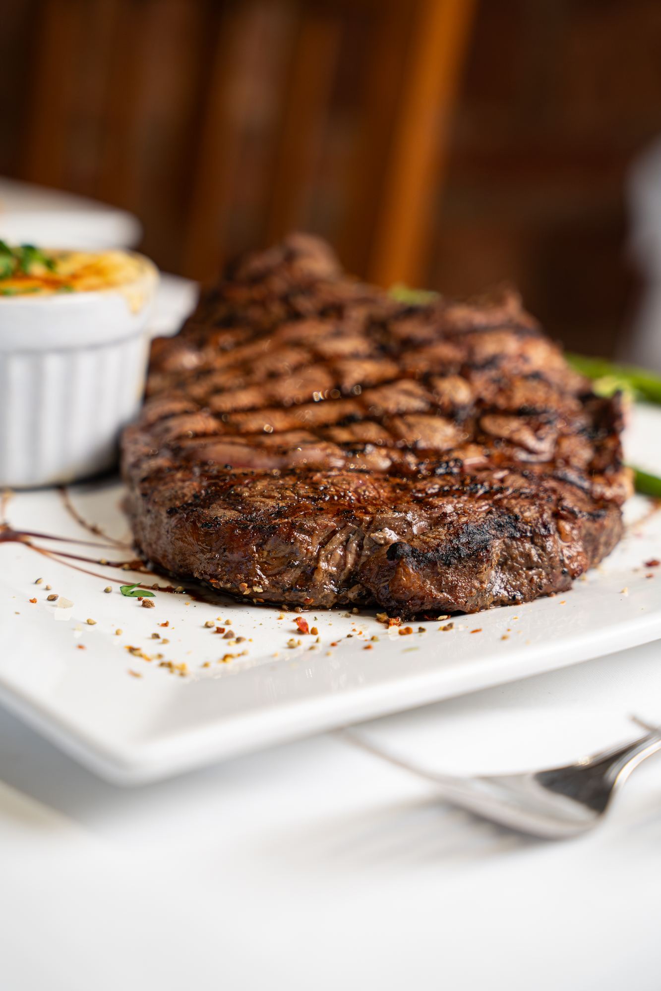 Steak with mac and cheese
